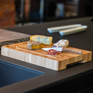 Cutting board in end grain wood